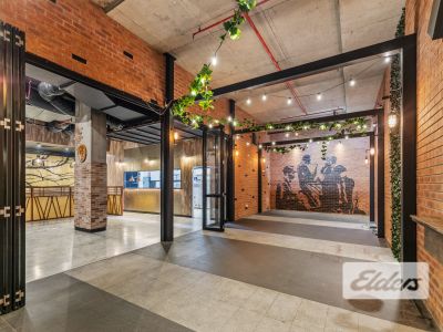 READY TO GO RESTAURANT IN FUNKY LANEWAY!