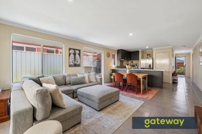 8/39 Barfield Road, Hammond Park