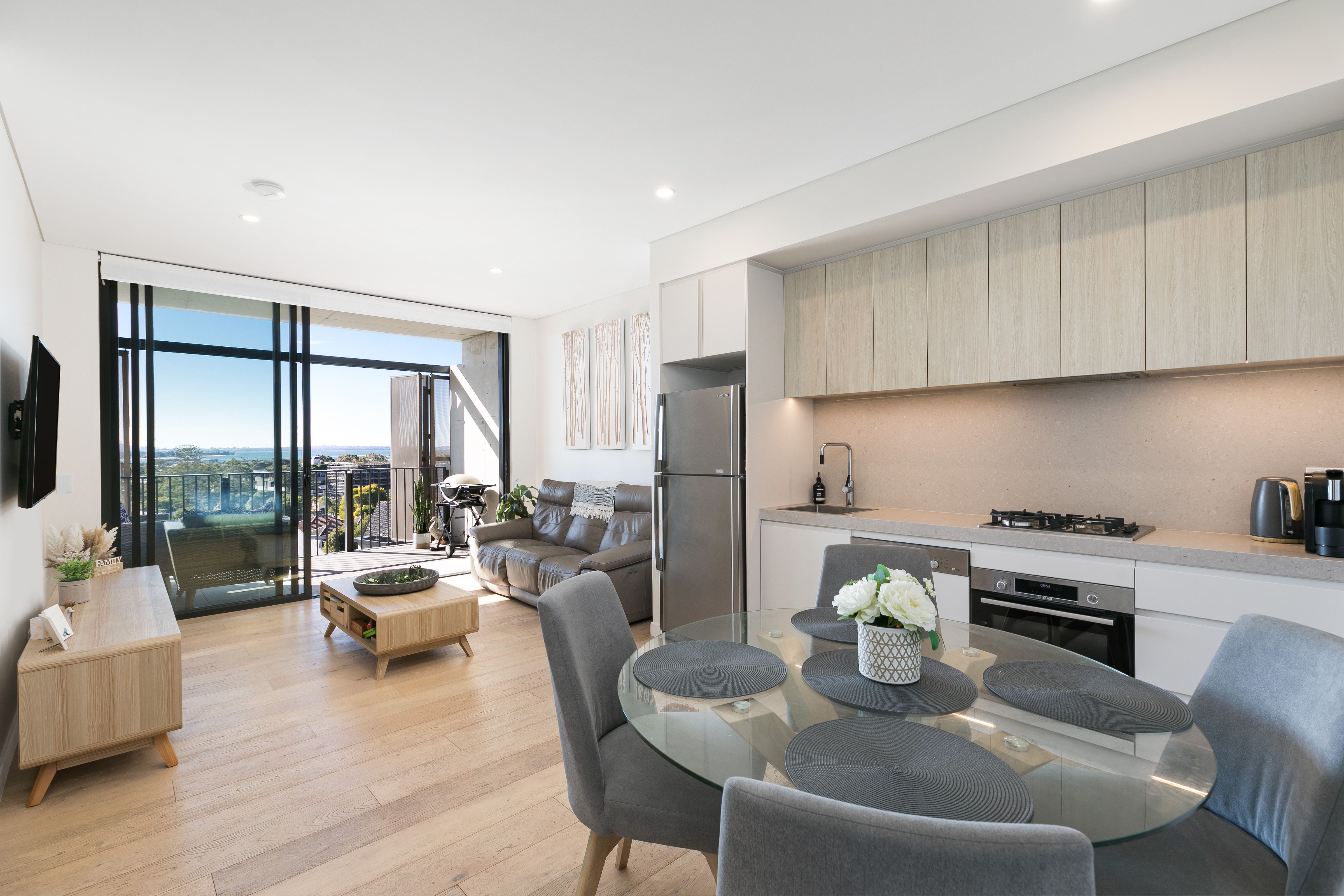 402/416 Kingsway, CARINGBAH, Caringbah - Thumbnail 2