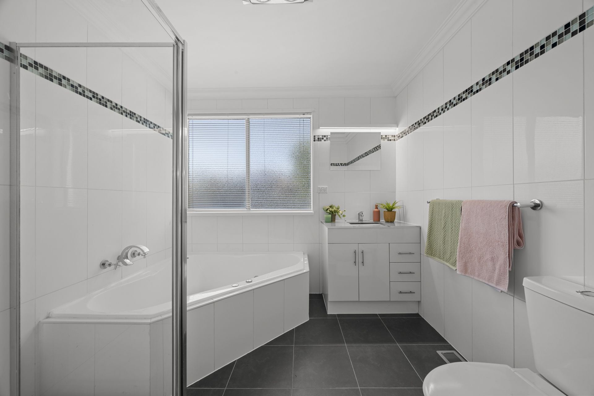 A Striking First Impression For The Family Buyer