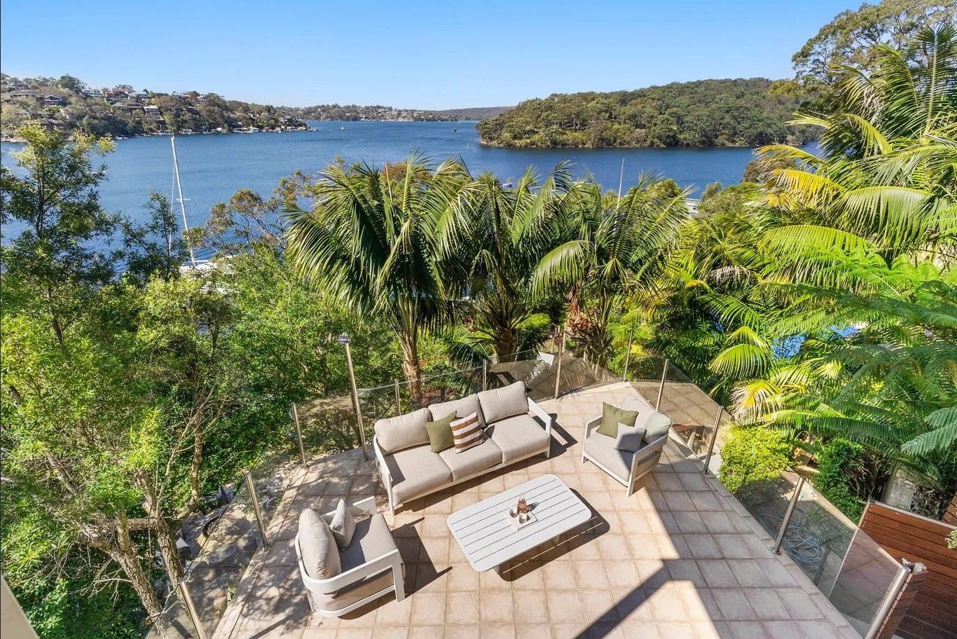 164 Ellesmere Road Gymea Bay 2227