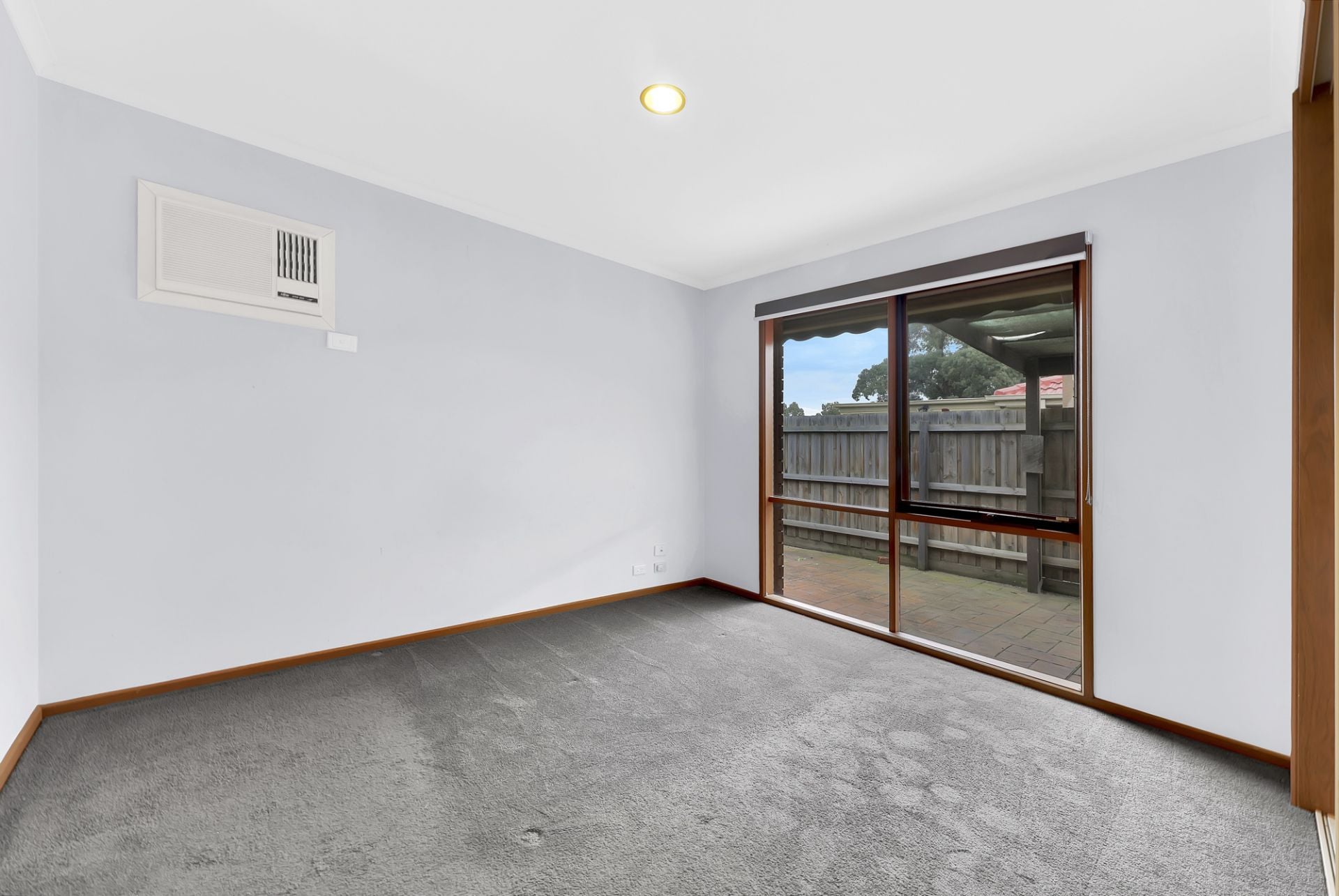 THREE BEDROOM TWO BATHROOM FAMILY HOME