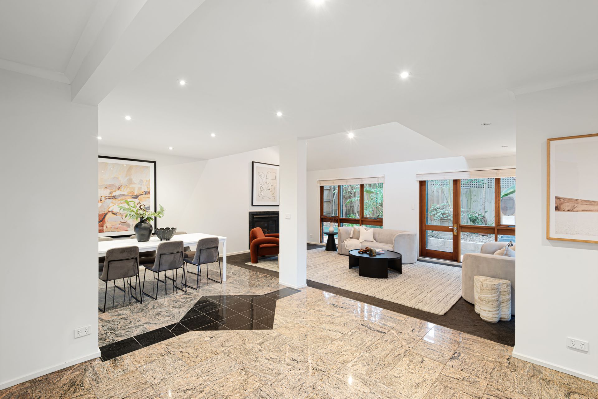 2/79 Narrawong Road, Caulfield South, Caulfield South - Thumbnail 4
