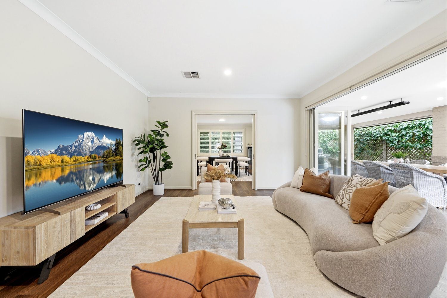10 Gillard Way, North Epping, North Epping - Thumbnail 7