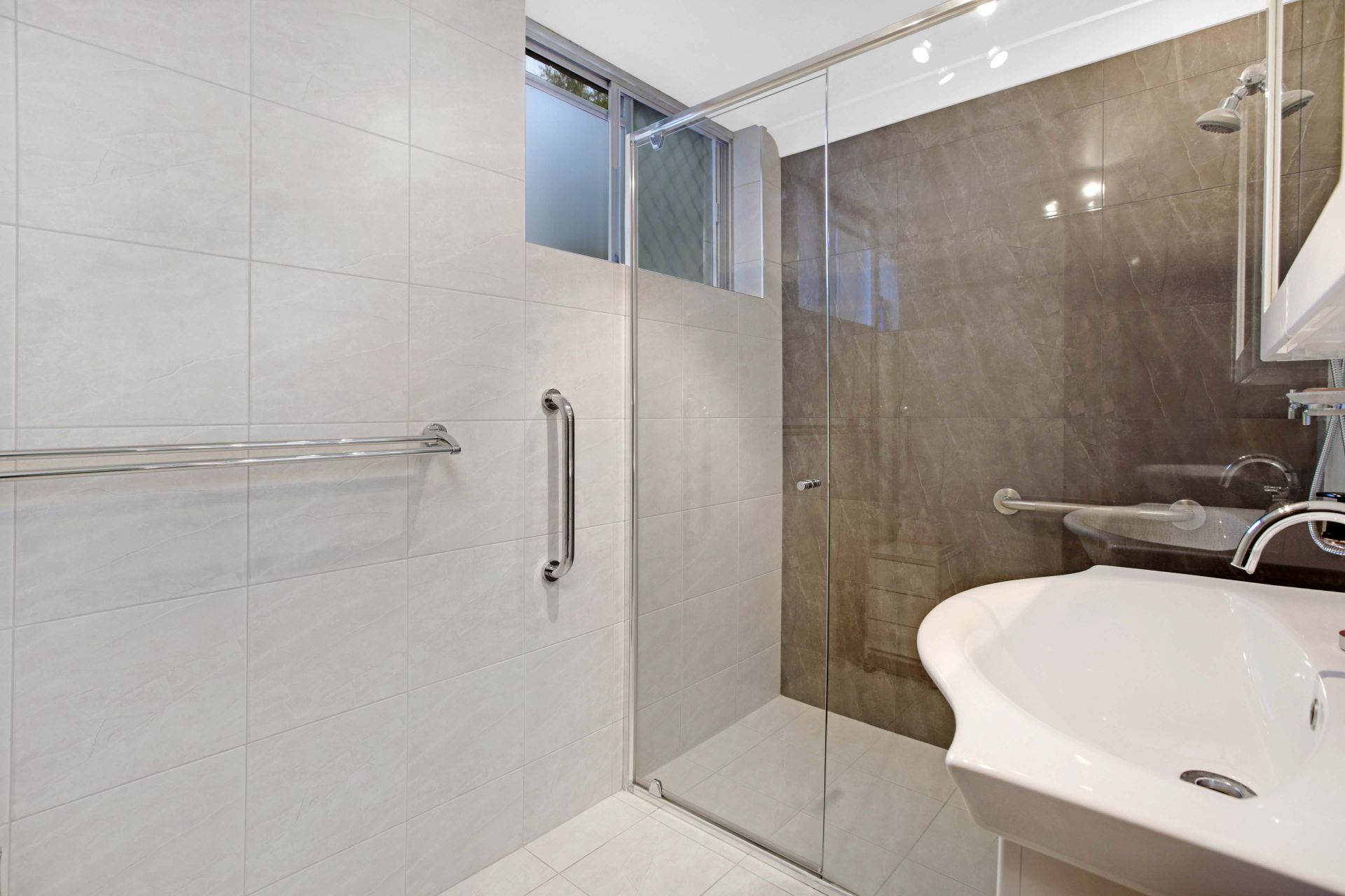 1/10-12 Curtis Street, CARINGBAH, Caringbah - Thumbnail 4