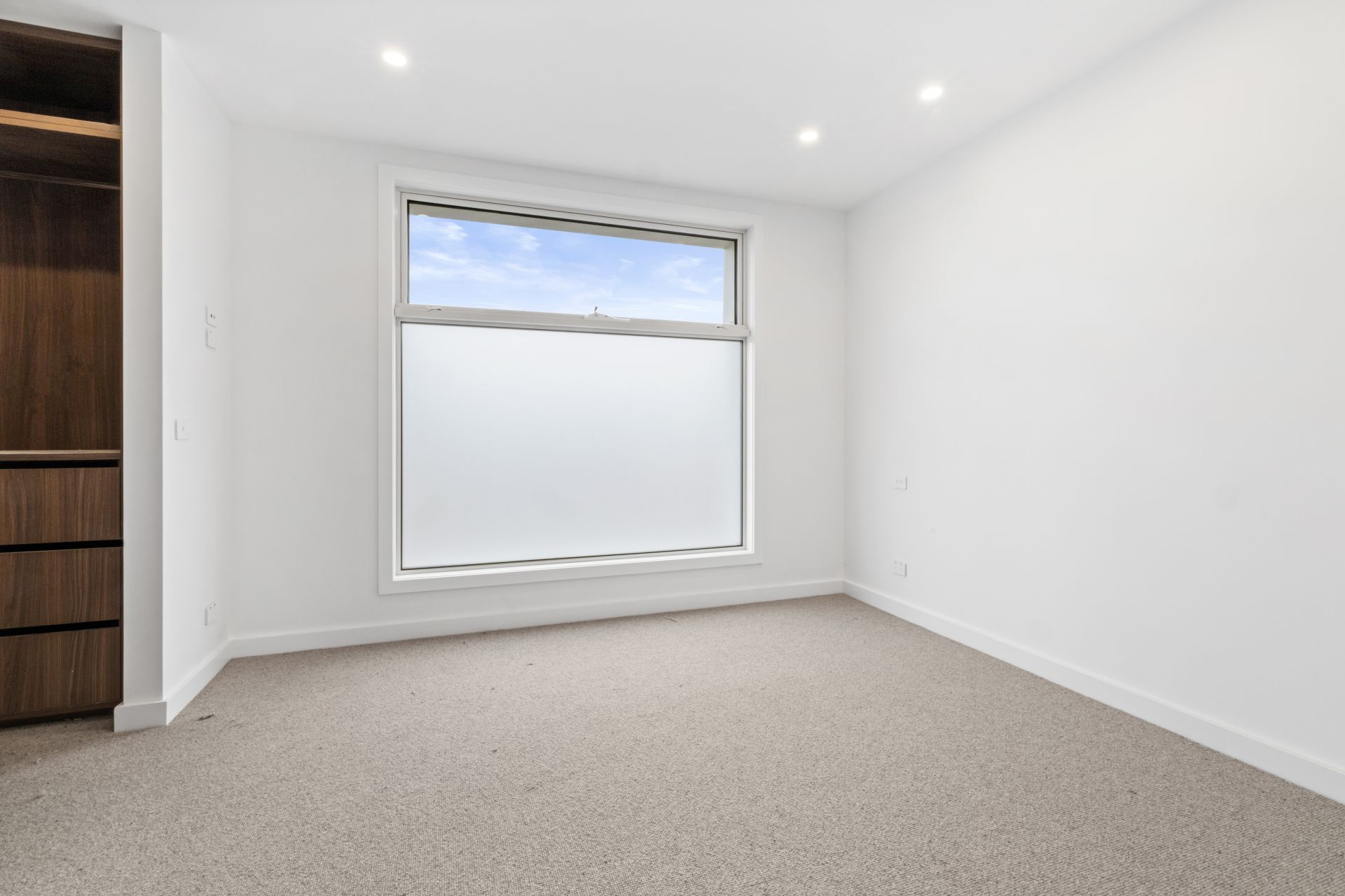 Simply Stunning Three-Bedroom Townhouse