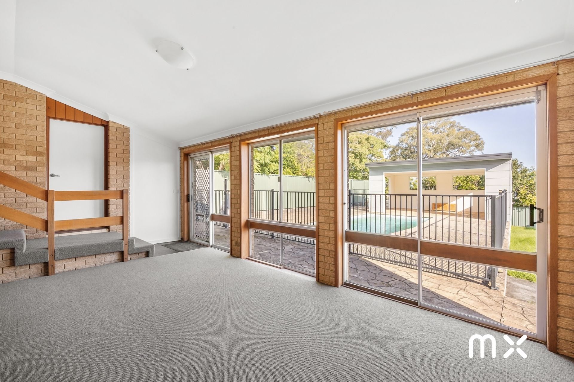 285 Farmborough Road, Farmborough Heights - Thumbnail 6