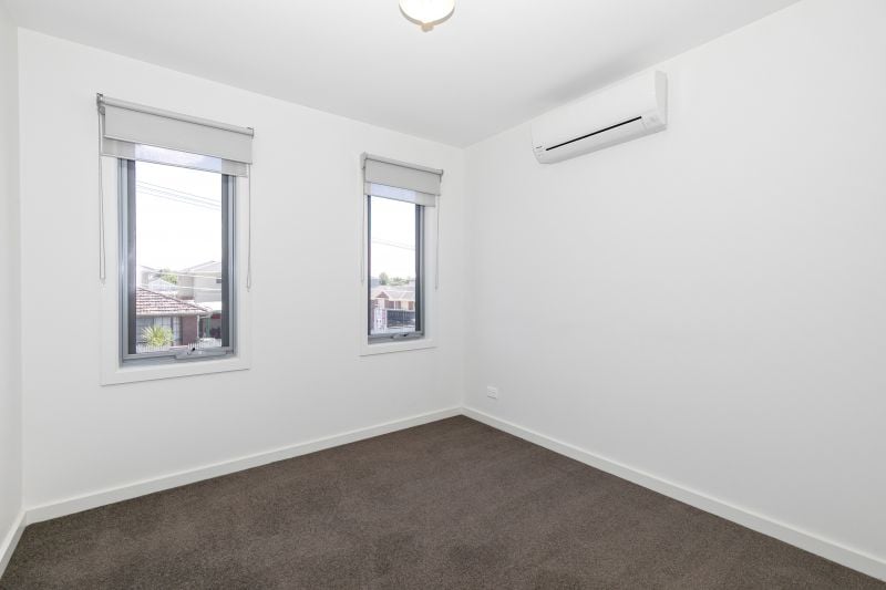 130 The Boulevard, Thomastown