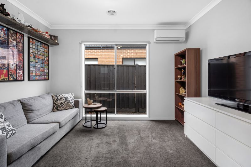 10 Catanzaro Crescent, Wollert