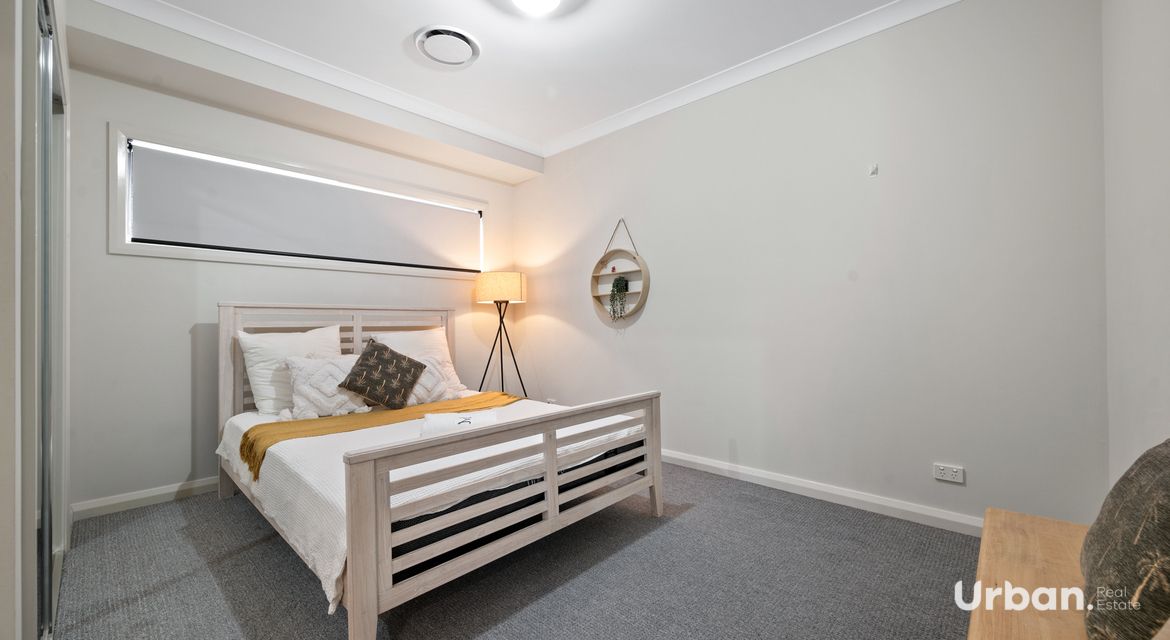 Austral 673 Edmondson Avenue