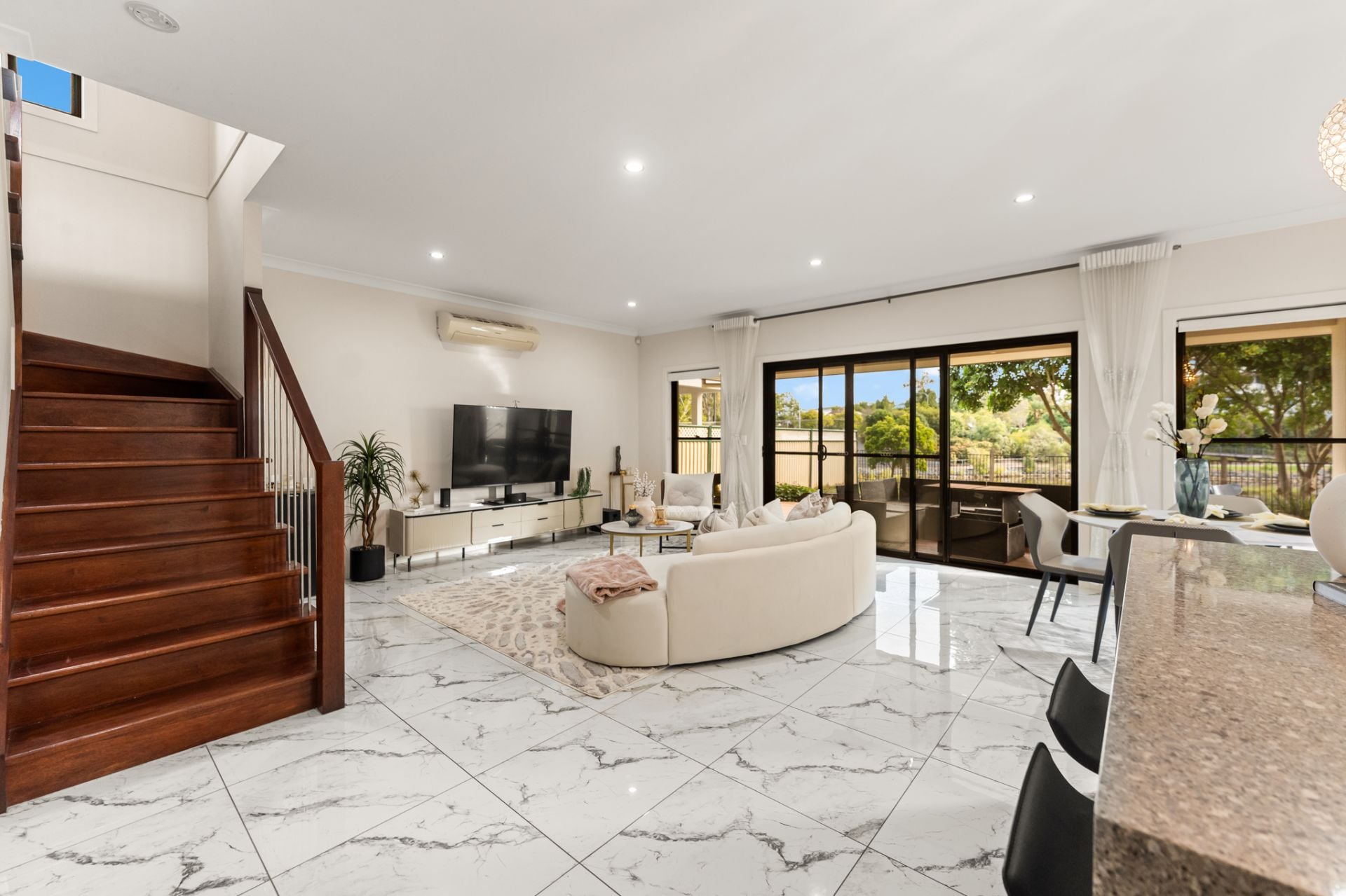 7 Jurien Crescent, Varsity Lakes - Image 1