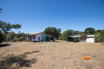 52-54 McIndoe Avenue, Venus Bay VIC, Venus Bay - Thumbnail 3