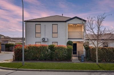 7 Moonlight Avenue, Harrison ACT
