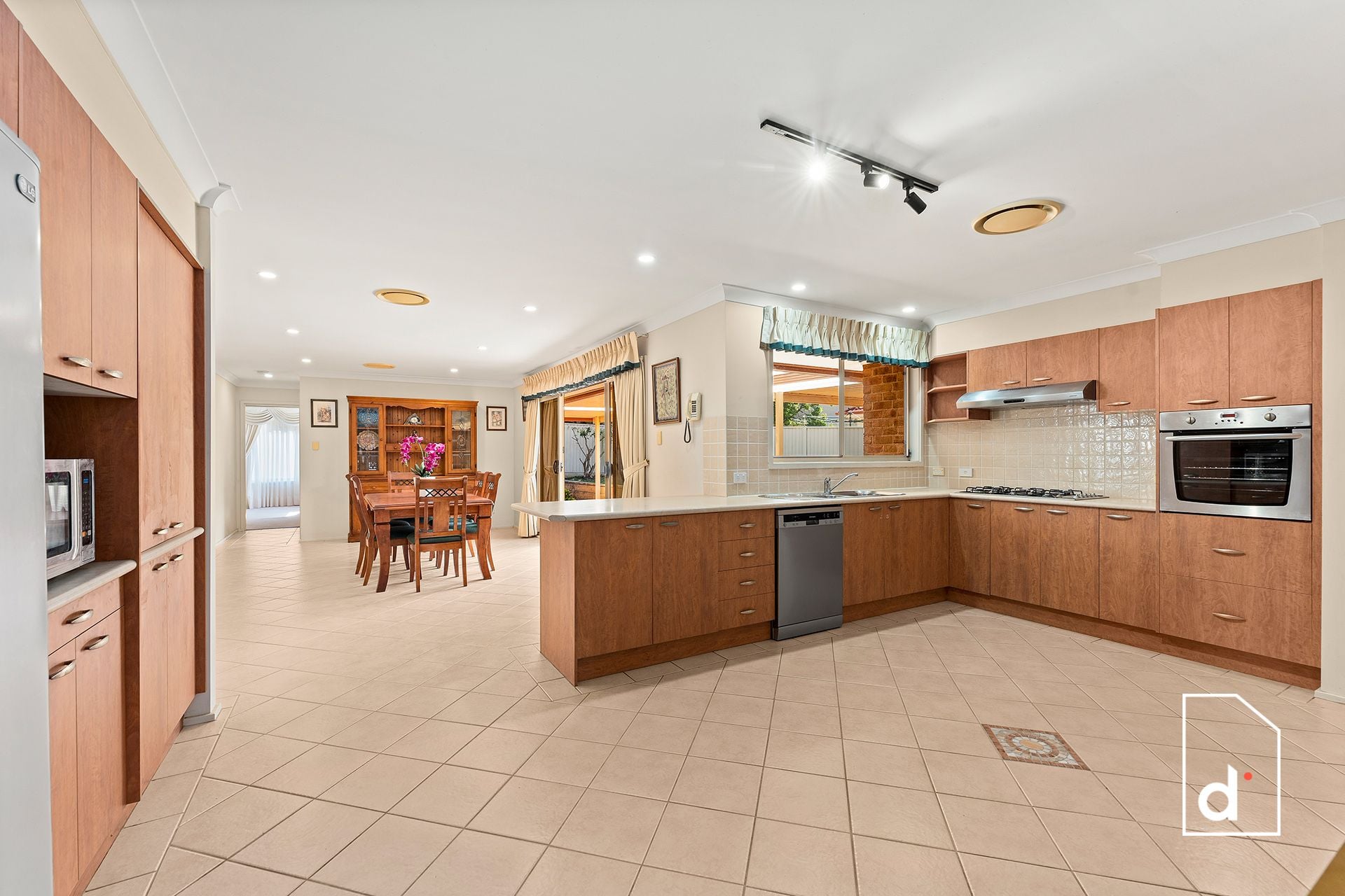 63 Seymour Drive, Flinders NSW