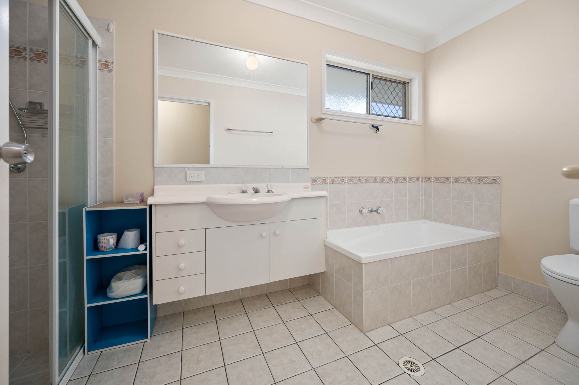21 Lefroy Drive, Coombabah - Thumbnail 7
