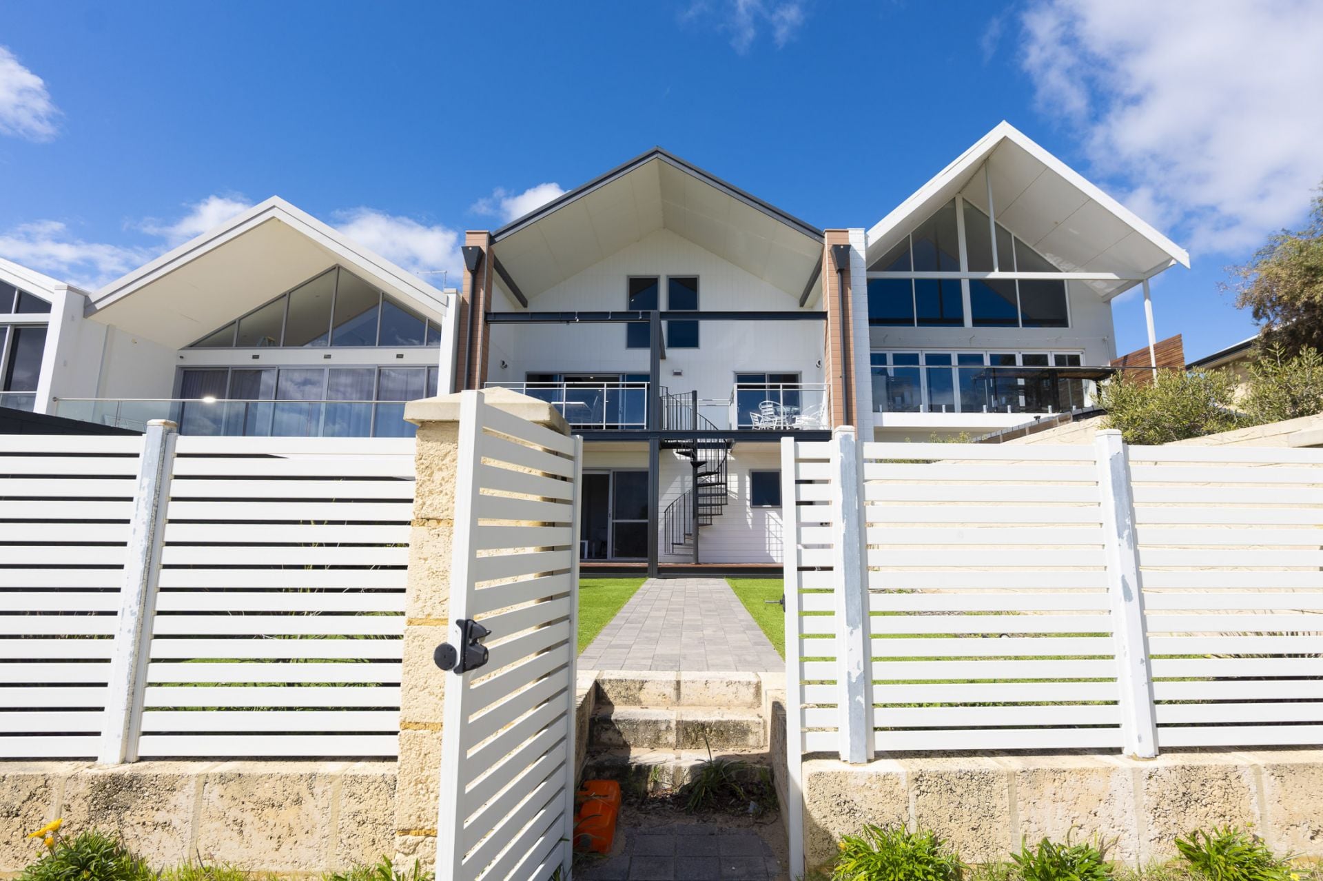 2/68 Hickman Road Silver Sands WA, Silver Sands - Thumbnail 4