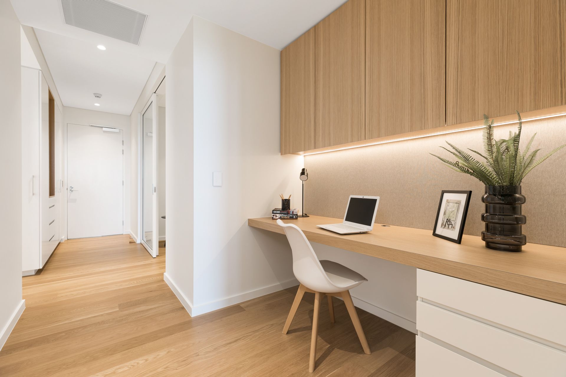 206/177 Russell Avenue, DOLLS POINT, Dolls Point - Thumbnail 8