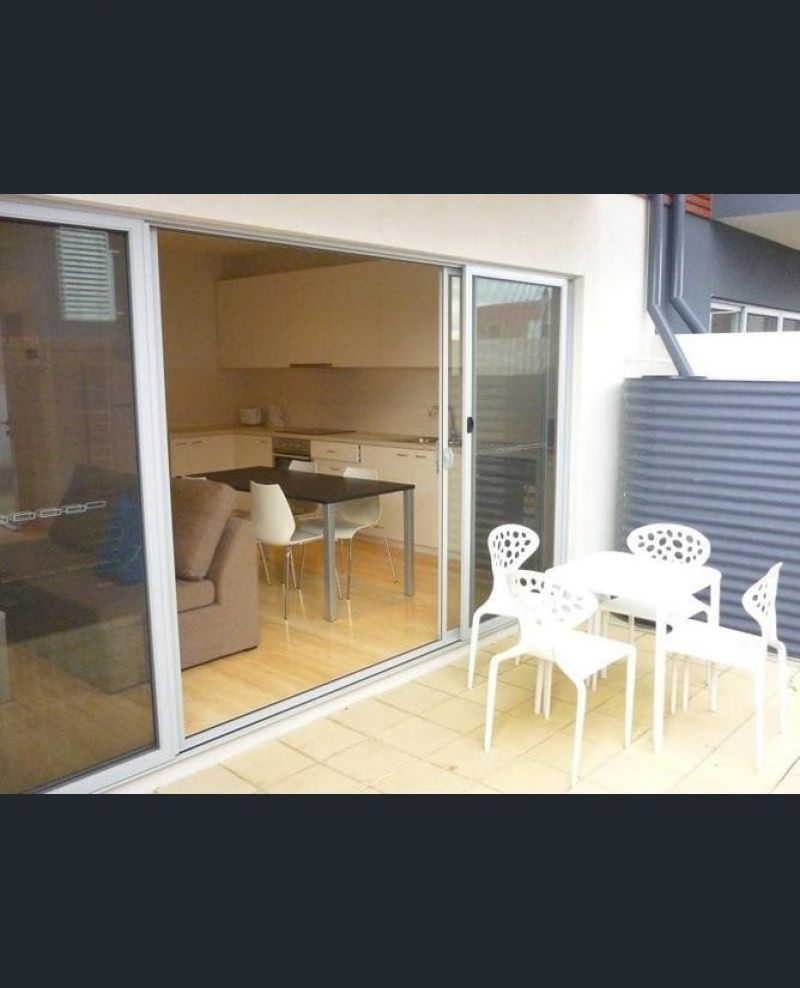 16 Waxflower Crescent, Bundoora