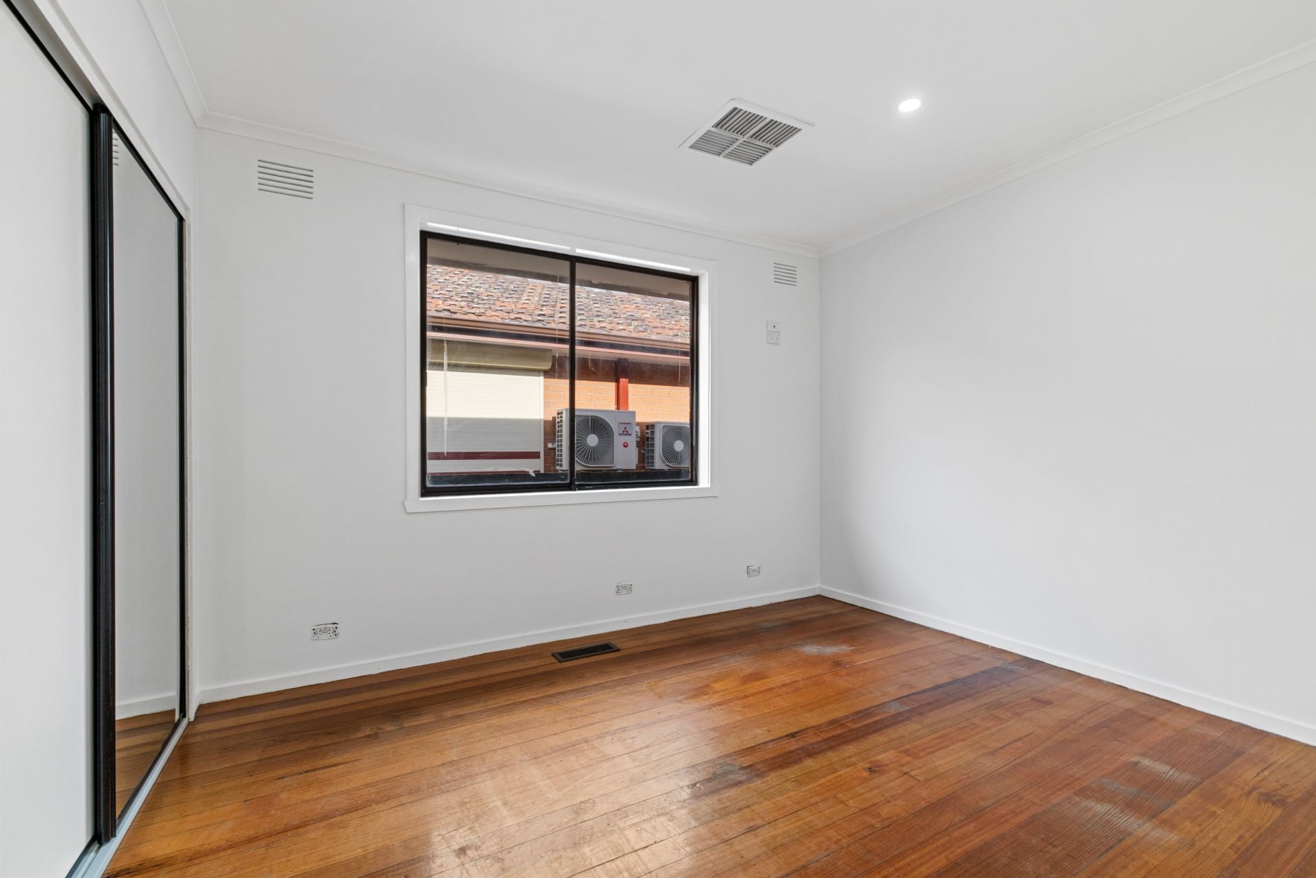 Stylish Family Living in a Prime Thomastown Location